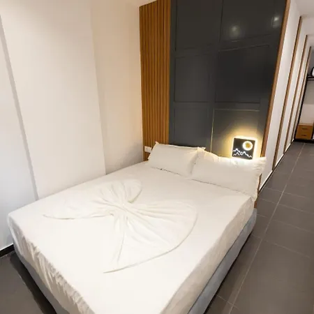 Aglon Twin's Hotel