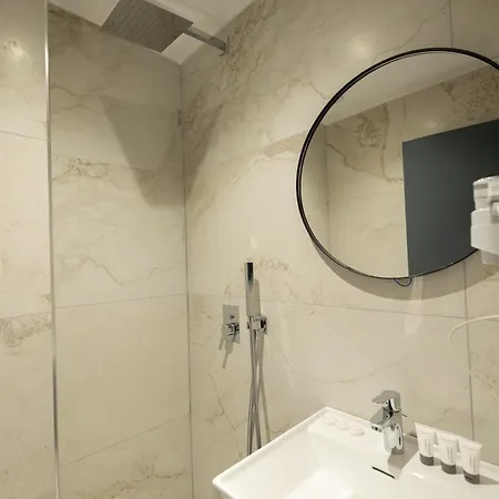 Aglon Twin's Hotel Vlore