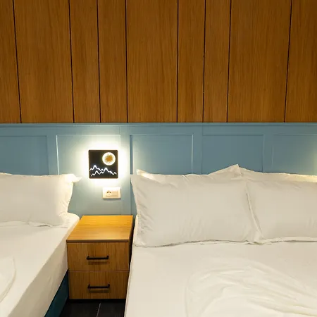 Otel Aglon Twin's 3*