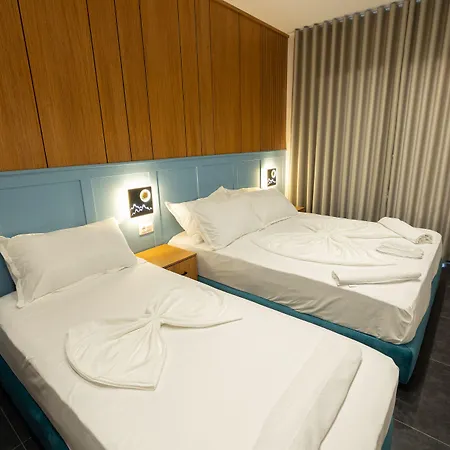 Aglon Twin's Otel