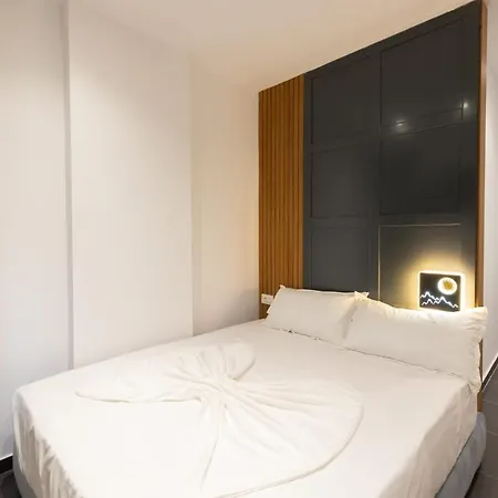 Hotel Aglon Twin's 3*