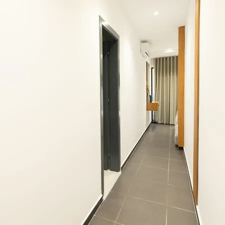 فندق Aglon Twin's 3*